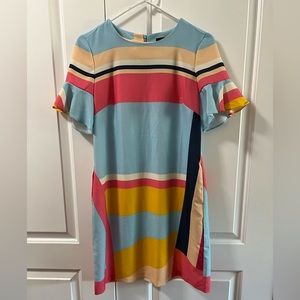 Striped dress with flattering darts on front and back. Size 4p